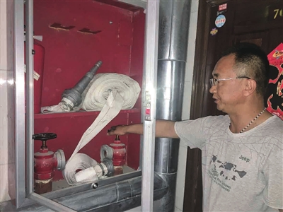     擰開(kāi)水閥卻沒(méi)水。