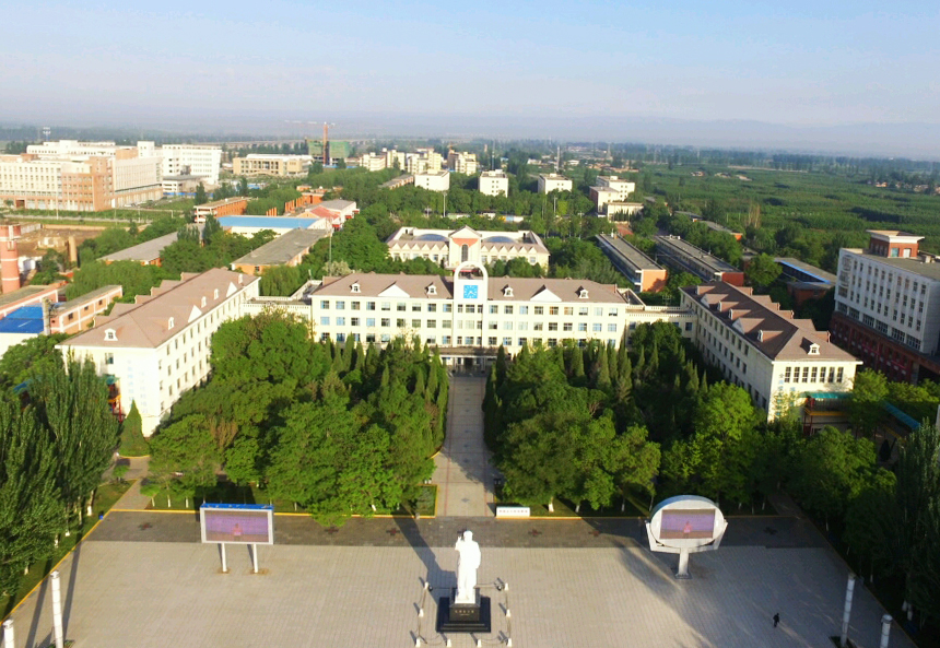 4  銀川大學校本部鳥瞰圖.jpg