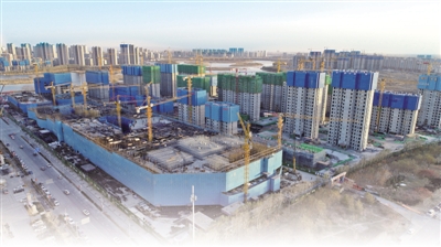<p>　　預(yù)計于2023年正式面世的銀川建發(fā)悠閱城項目開放式街區(qū)部分主體工程全面完工?！　　”緢笥浾摺⊥醵Αz</p>