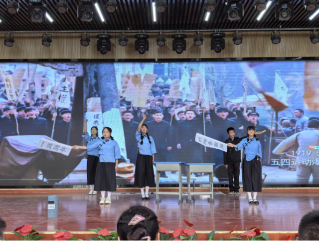 詩(shī)韻潤(rùn)青春 逐夢(mèng)新時(shí)代 平羅縣舉辦五四詩(shī)歌朗誦會(huì)