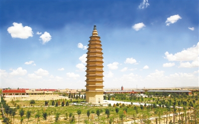 <p>　　　　韋州康濟(jì)寺塔</p>