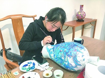 江西景德鎮(zhèn)三寶村：陶瓷古村落煥發(fā)“年輕態(tài)”
