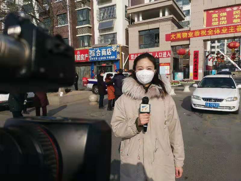 竇薇確診病人小區(qū)拍攝.jpg