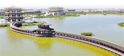 <p>　　靈武市興唐苑美景如畫。</p>