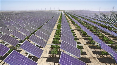 <p>　　月牙湖光伏發(fā)電項目。</p>